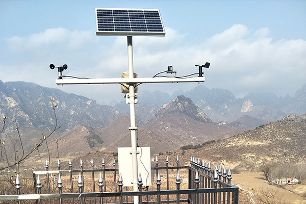 Equipo de estación meteorológica.jpg