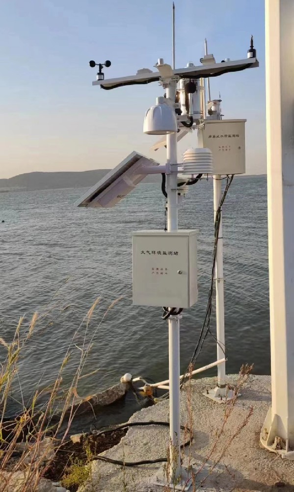 Instalación de pesquerías, sensor de monitoreo de calidad del agua y sistema de control